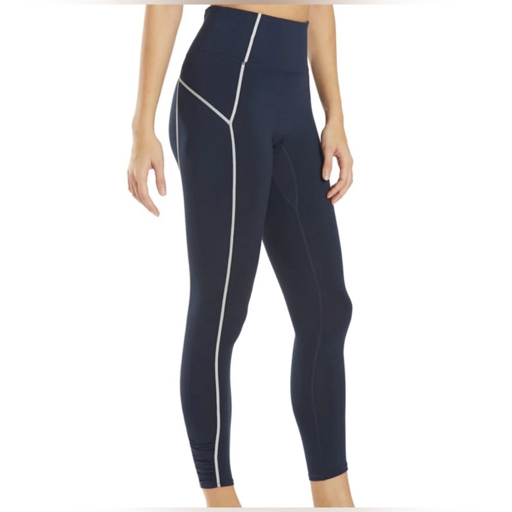 Free people movement You're A Peach Navy Blue High-Rise Leggings XS